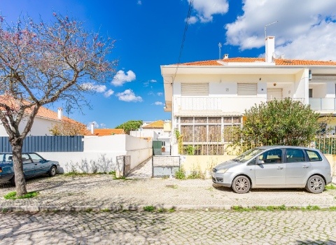 Caparica Poshtel